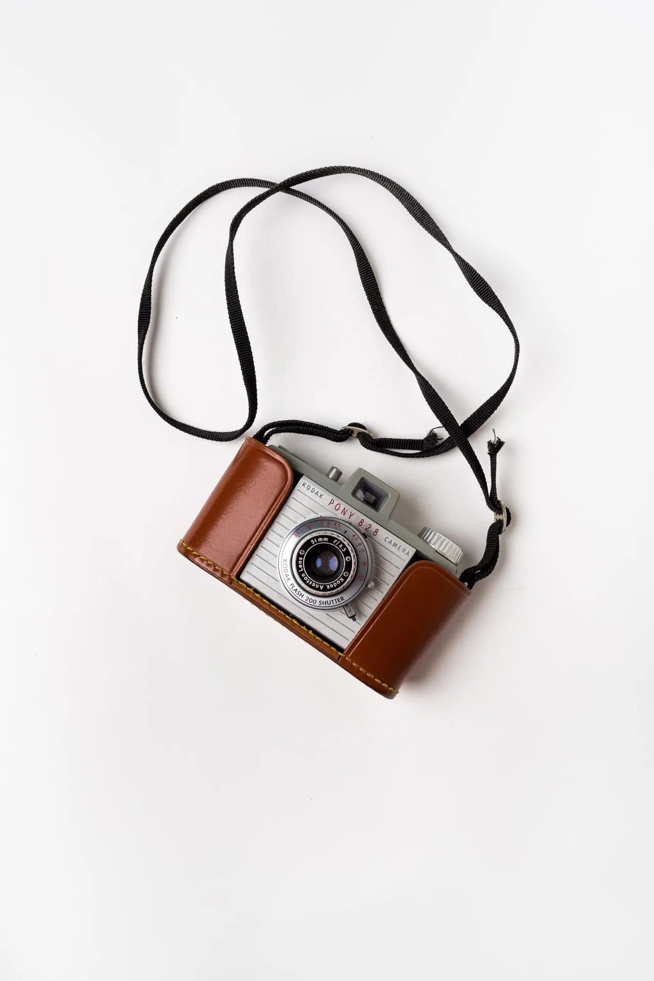 Vintage kodak foto kamera med læder kappe og rem